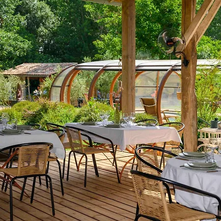 Vakantiehuis Domaine La Lomanha - Premium Charming Gimat