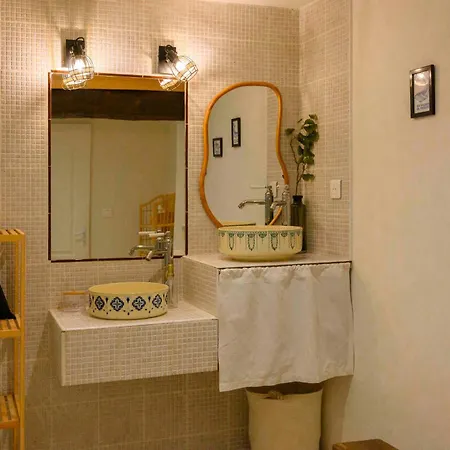 Vakantiehuis Domaine La Lomanha - Premium Charming Gimat