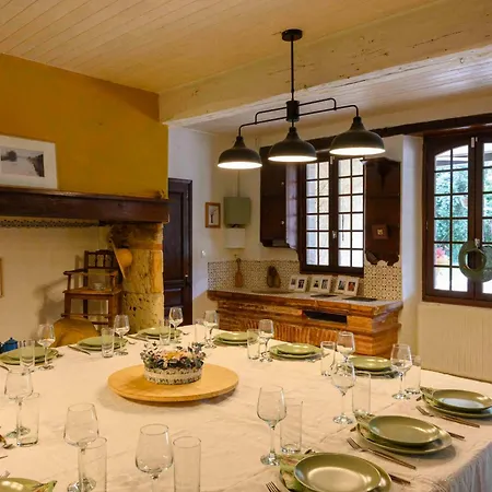 Vakantiehuis Domaine La Lomanha - Premium Charming